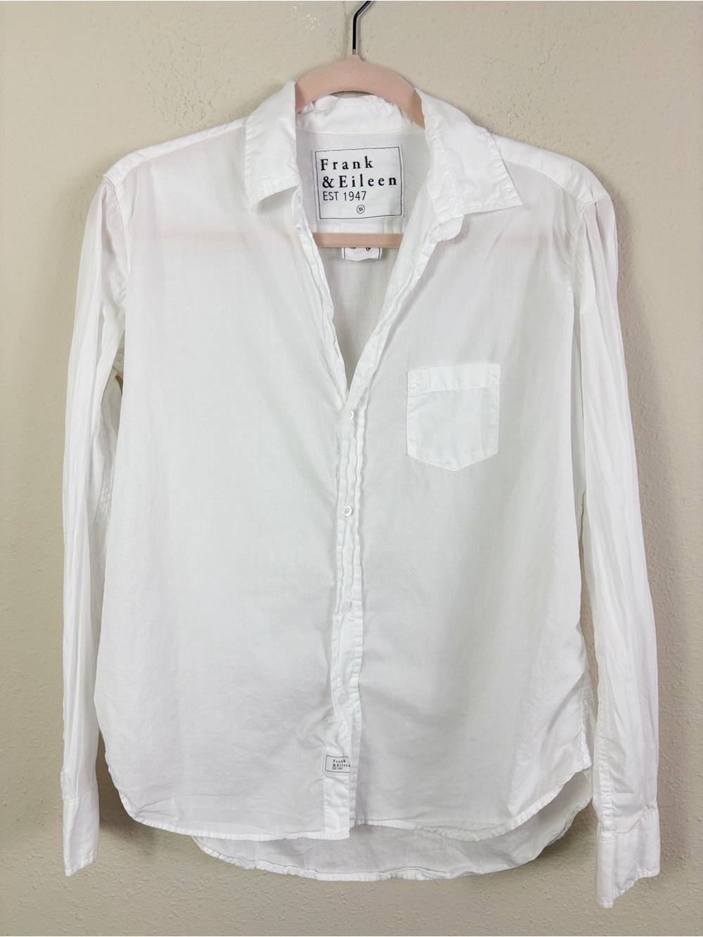 Frank & Eileen Long Sleeve Relaxed Button Up Shirt “Eileen”  Style size XS